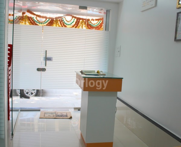 Manudhane Dental Clinic Images/Photos, Naupada, Thane