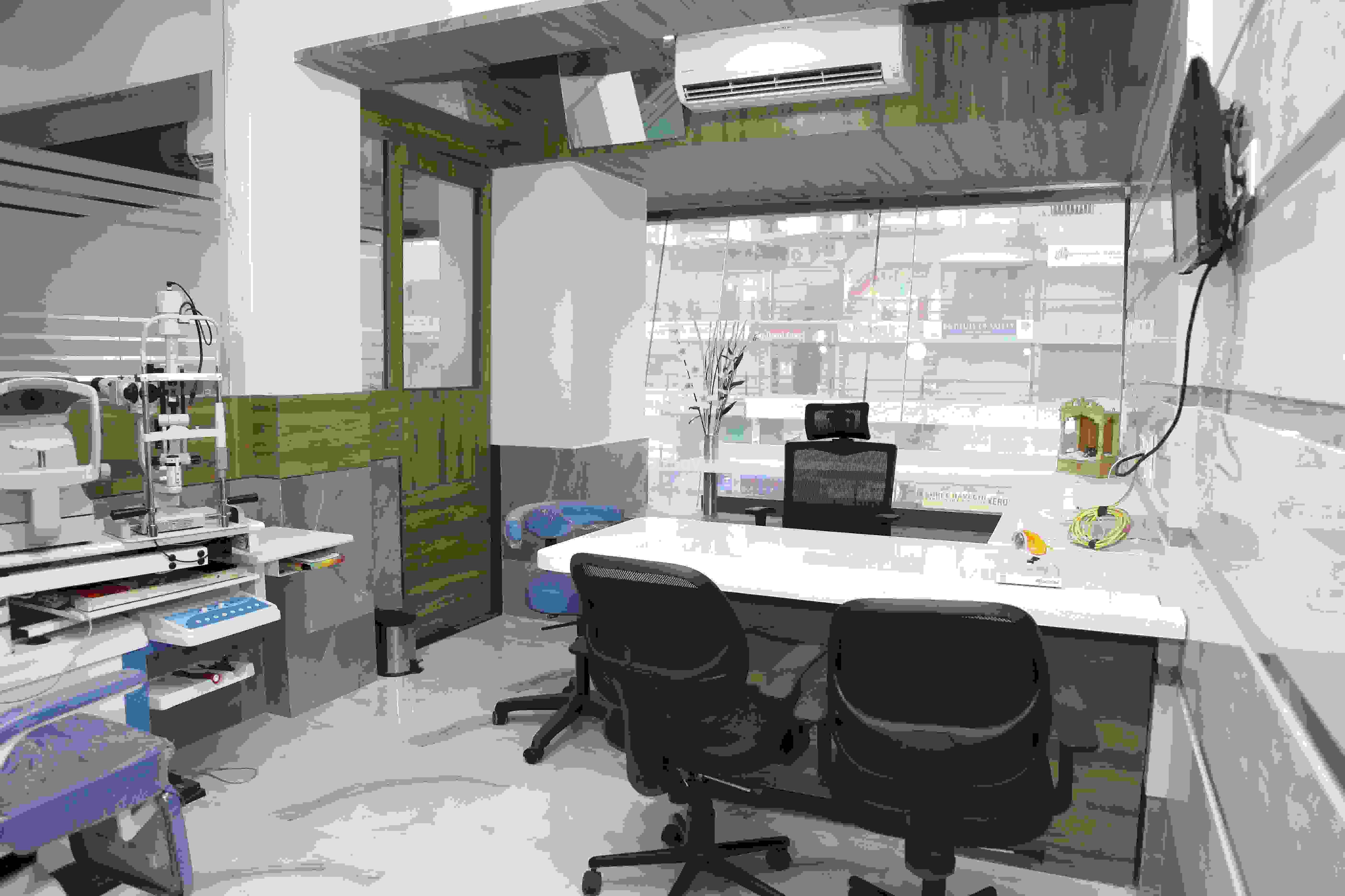 Dr. Rohan'S Eye Hospital & Laser Centre Images/Photos, City Light, Surat