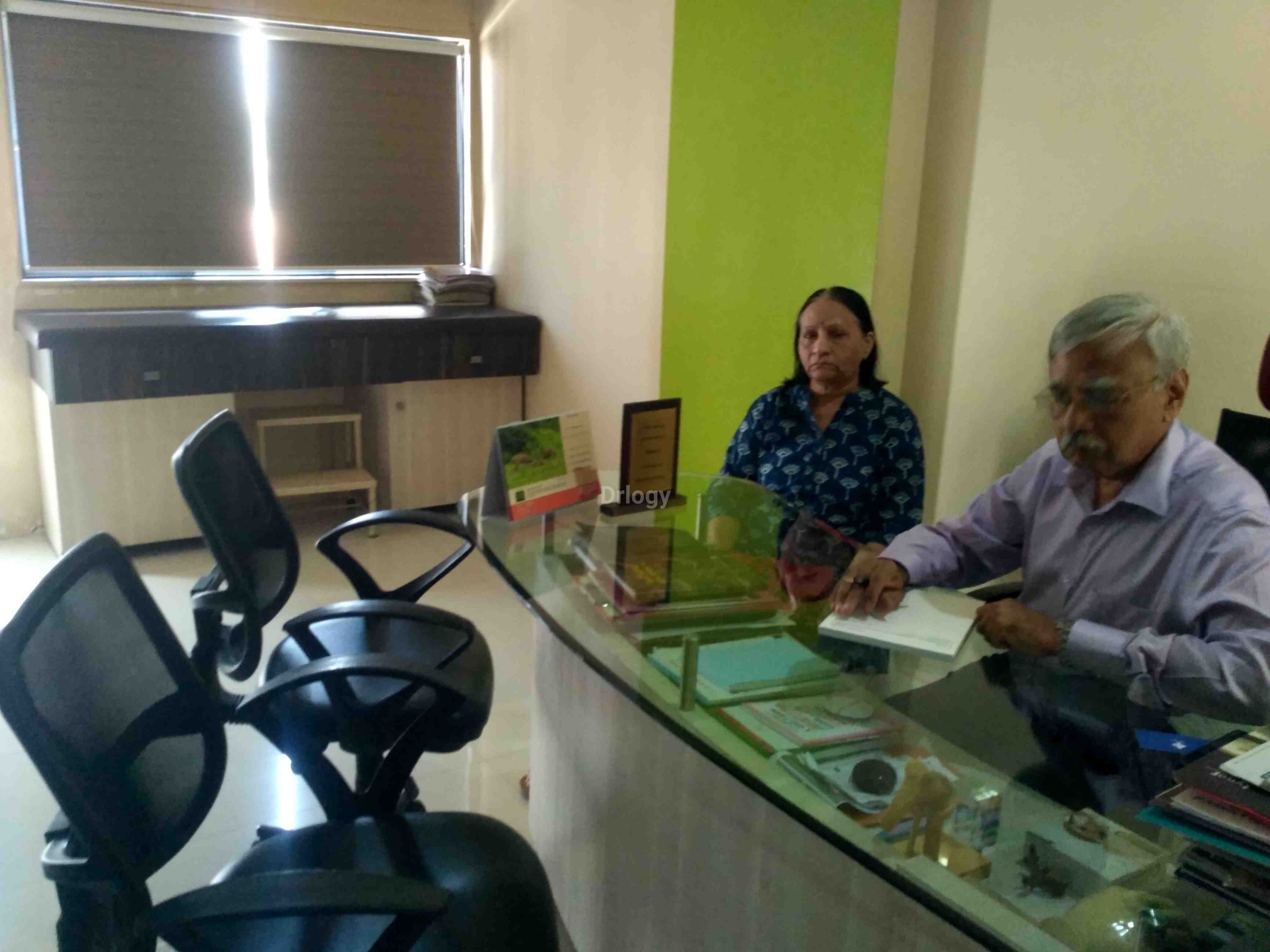 Gandhi Ortho-Care & Physiotherapy Images/Photos, Ring Road, Surat