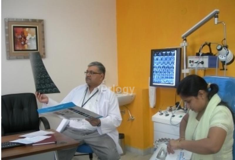 Dr. Parashar'S ENT Centre Images/Photos, Sukhdev Vihar, New Delhi