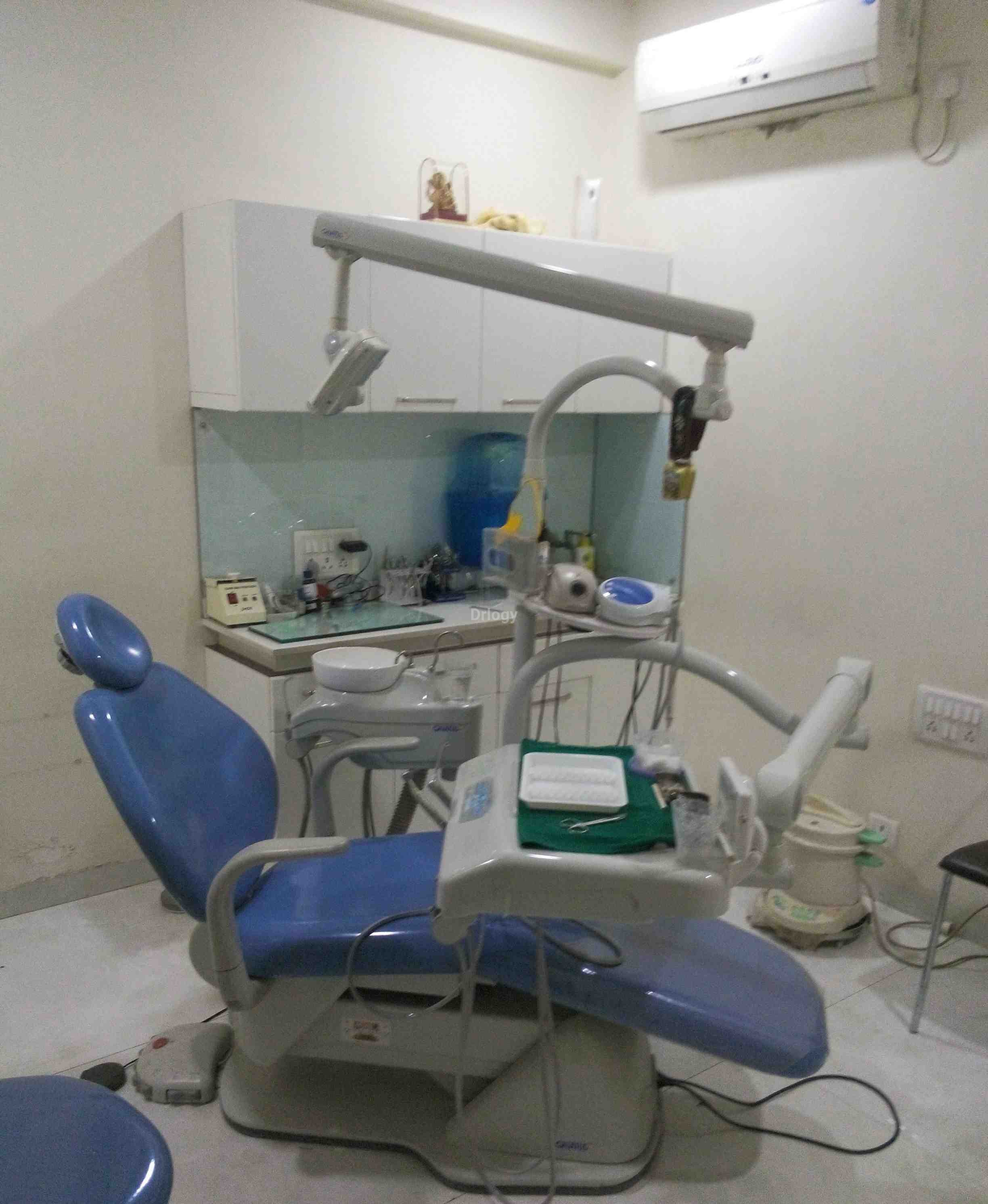 Karbelkars Dental Clinic Images/Photos, Goregaon West, Mumbai