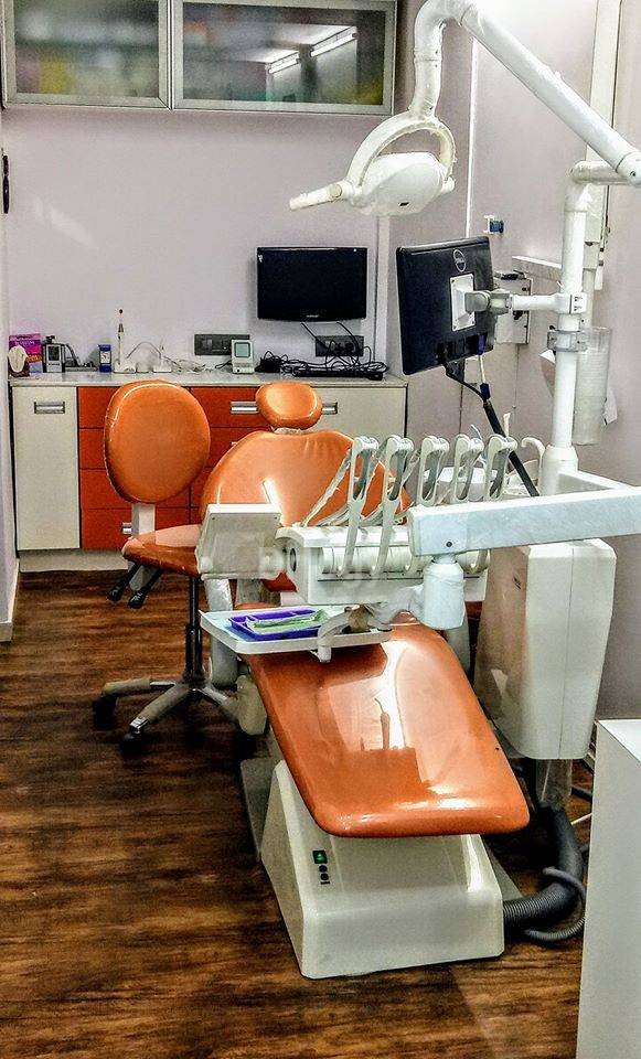 White On Whites Dental Care Images/Photos, Prabhadevi, Mumbai