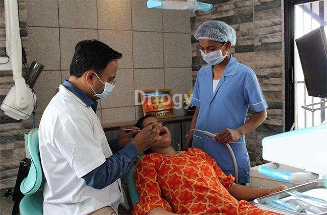 Dr.Chauhan'S Dental & Implant Clinic Images/Photos, Kalanala, Bhavnagar