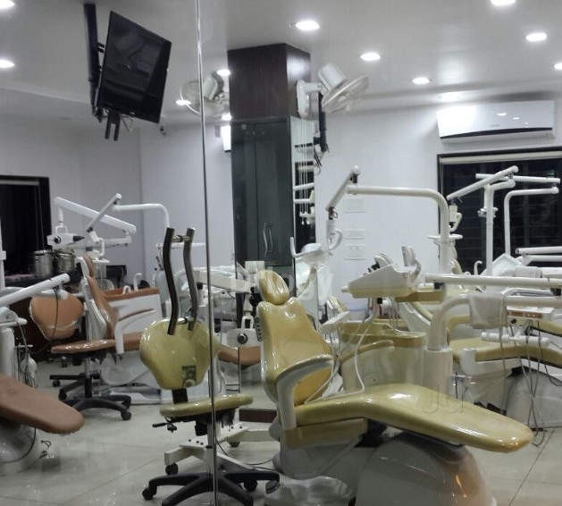 Badjate'S Dental Maxillofacial Surgical Hospital Images/Photos, Pratap Nagar, Nagpur