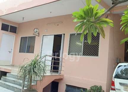 Jeevan Reekha Hospital Images/Photos, Pahariya Mandi, Varanasi