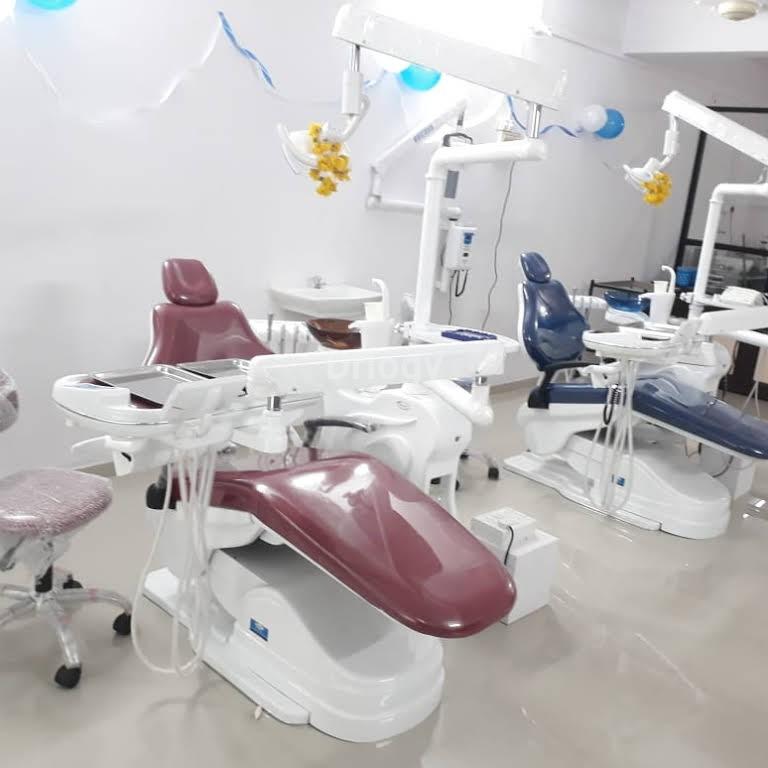Parivar Dental Clinic And Implant Centre Images/Photos, Pandesara, Surat
