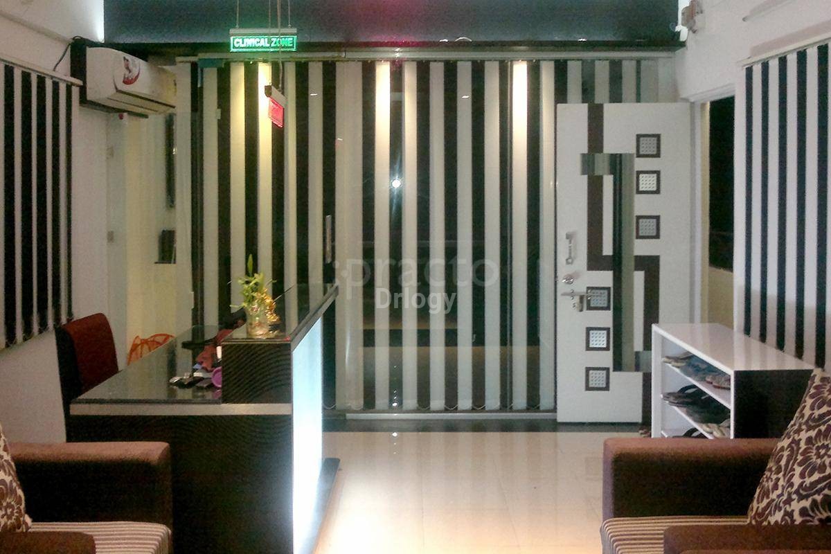 AR 32 Signature Smiles Executive Poly Dental Care Centre Images/Photos, Kharadi, Pune