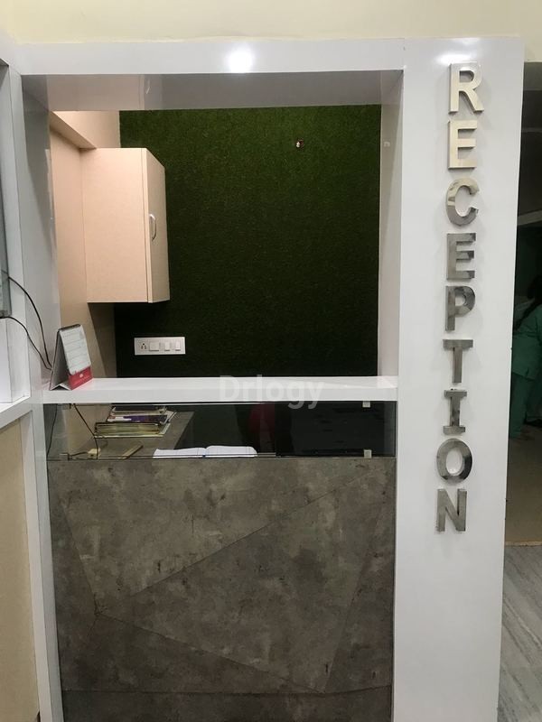 OM Hospital Arthroplasty And Trauma Centre Images/Photos, Dharampeth, Nagpur