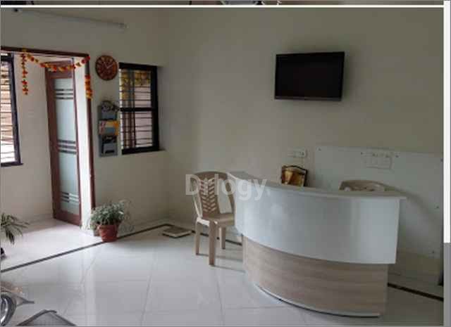 Smile N Braces Orthodontic And Dental Clinic Images/Photos, Nashik-Pune Road, Nashik