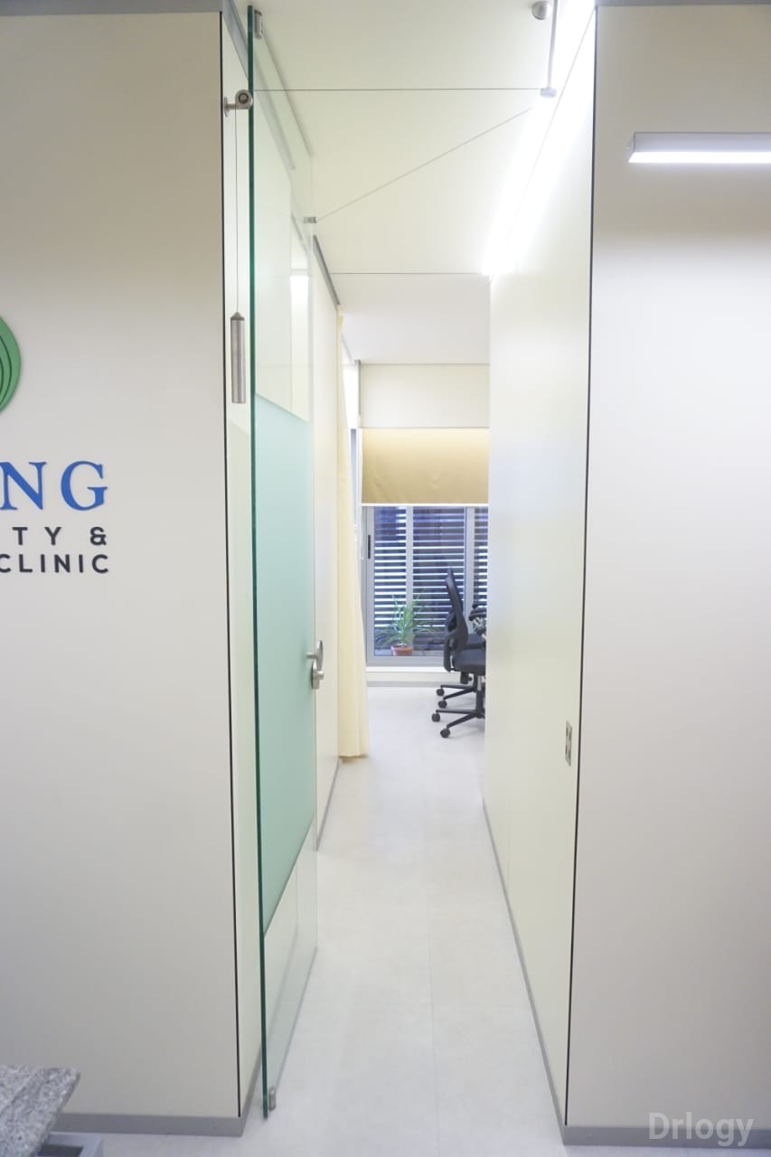 Spring Fertility & Women'S Clinic Images/Photos, Nanpura, Surat Spring Fertility & Women'S Clinic Images/Photos, Nanpura, Surat