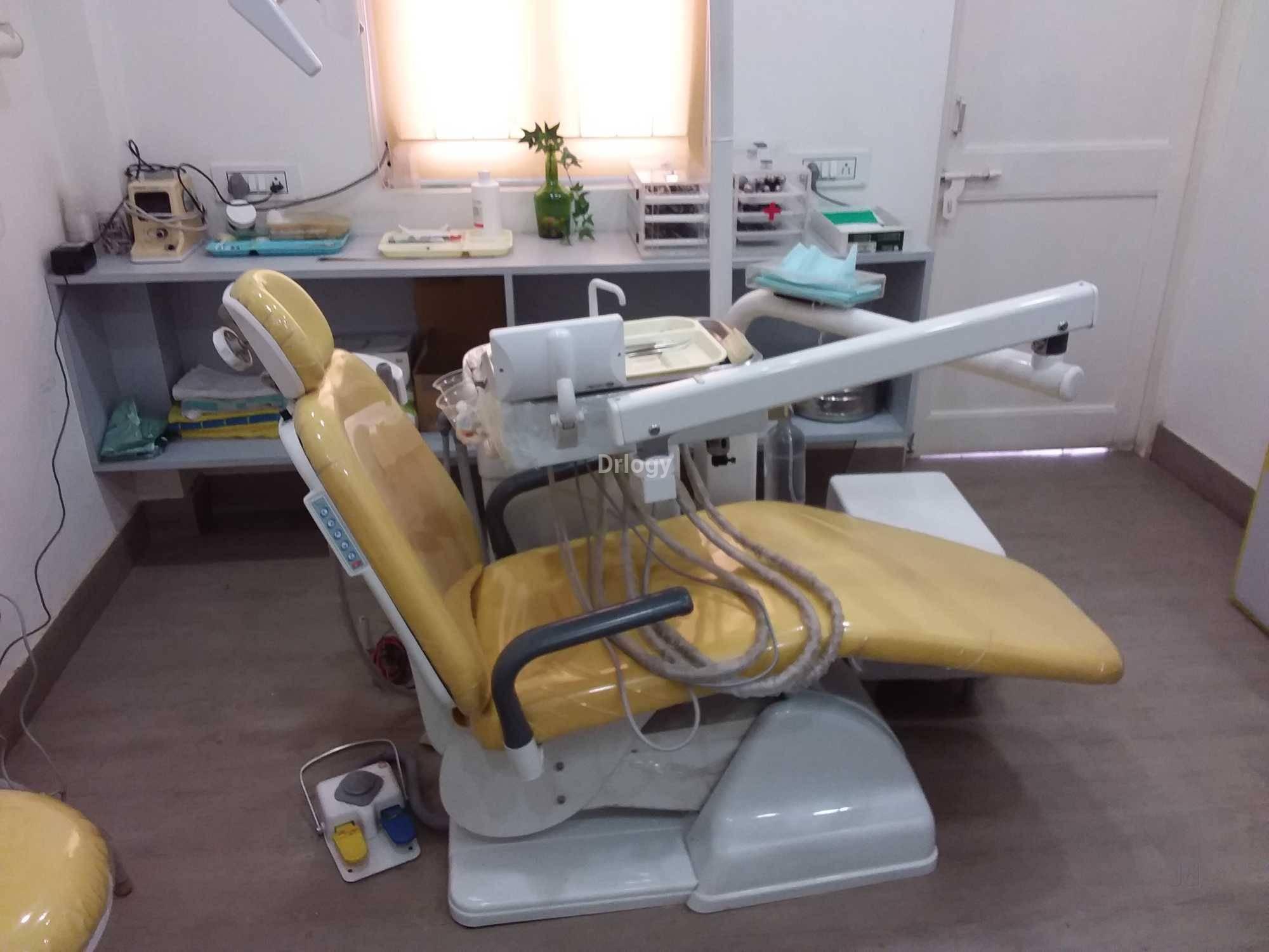 Dr. Dyuti Desai Dental Clinic Images/Photos, Subhanpura, Vadodara Dr. Dyuti Desai Dental Clinic Images/Photos, Subhanpura, Vadodara