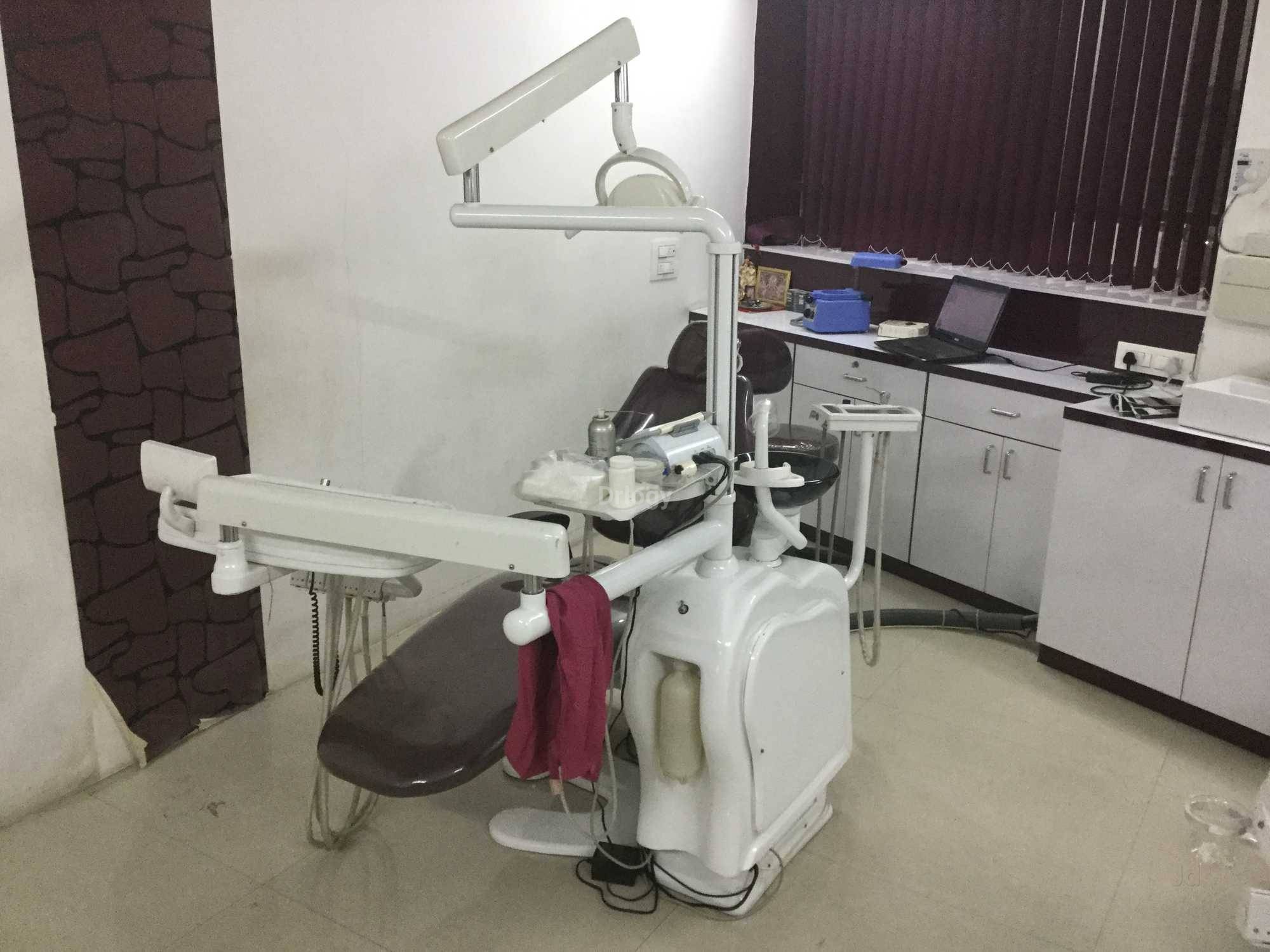 Reshape Orthodontic & Oral Care Centre Images/Photos, Majura Gate, Surat