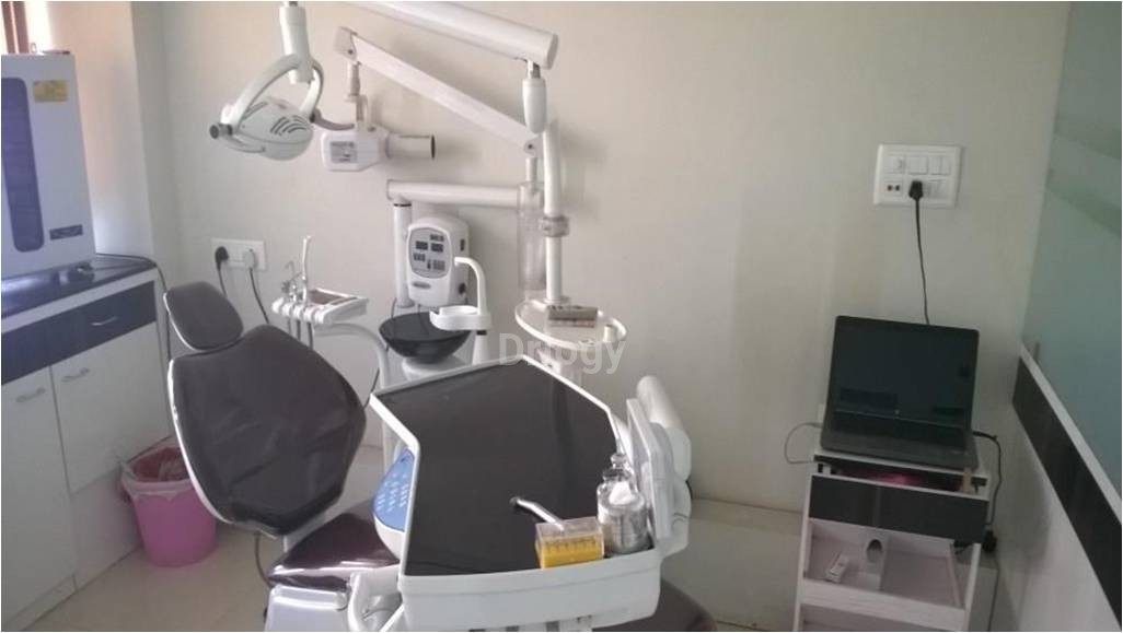 Uma Multispeciality Dental Clinic Images/Photos, Althan, Surat