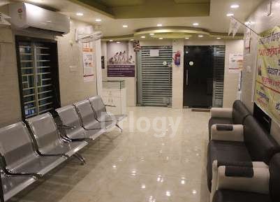 Chandra Eye & Contact Lens Clinic Images/Photos, Husainganj, Lucknow