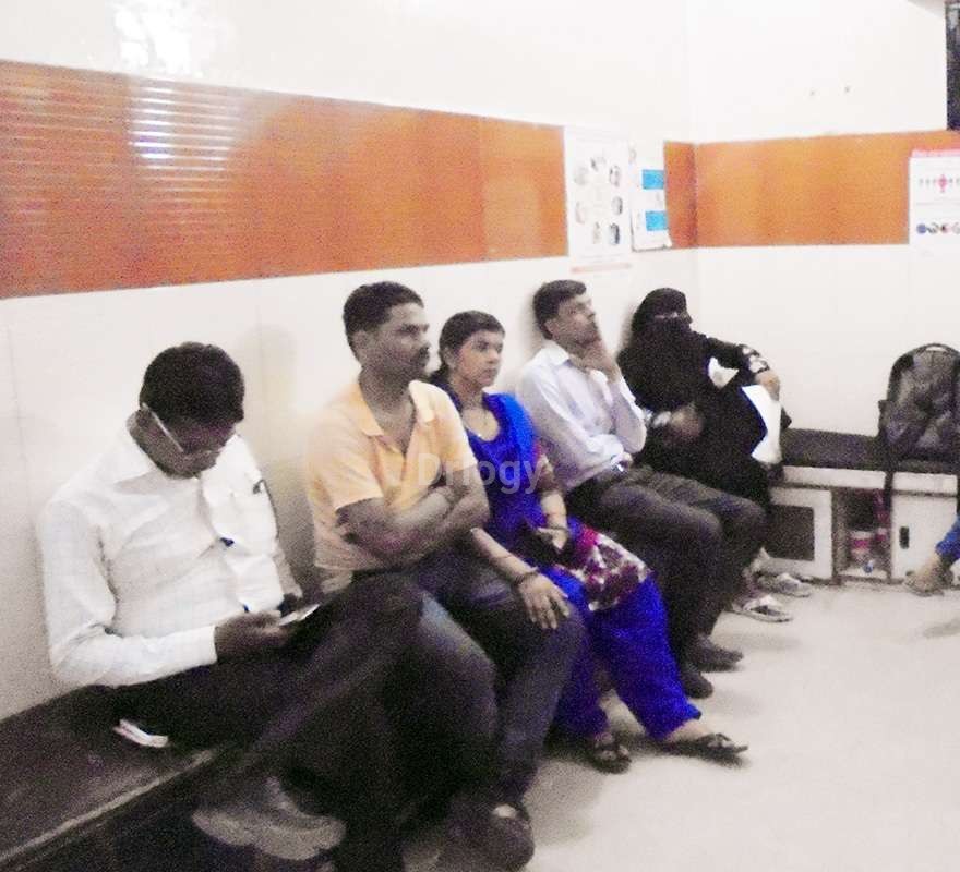 Dr. A. K. Bari Clinic Images/Photos, Thakurganj, Lucknow