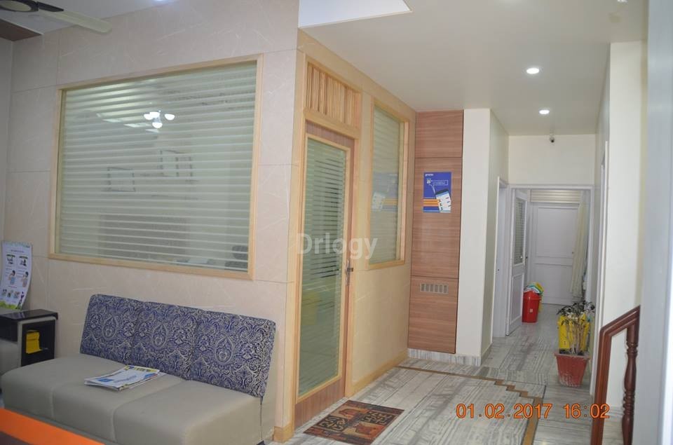 Helping Hands Polyclinic Images/Photos, Vaishali Nagar, Jaipur