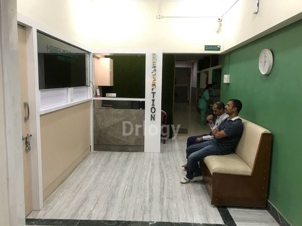 OM Hospital Arthroplasty And Trauma Centre Images/Photos, Dharampeth, Nagpur