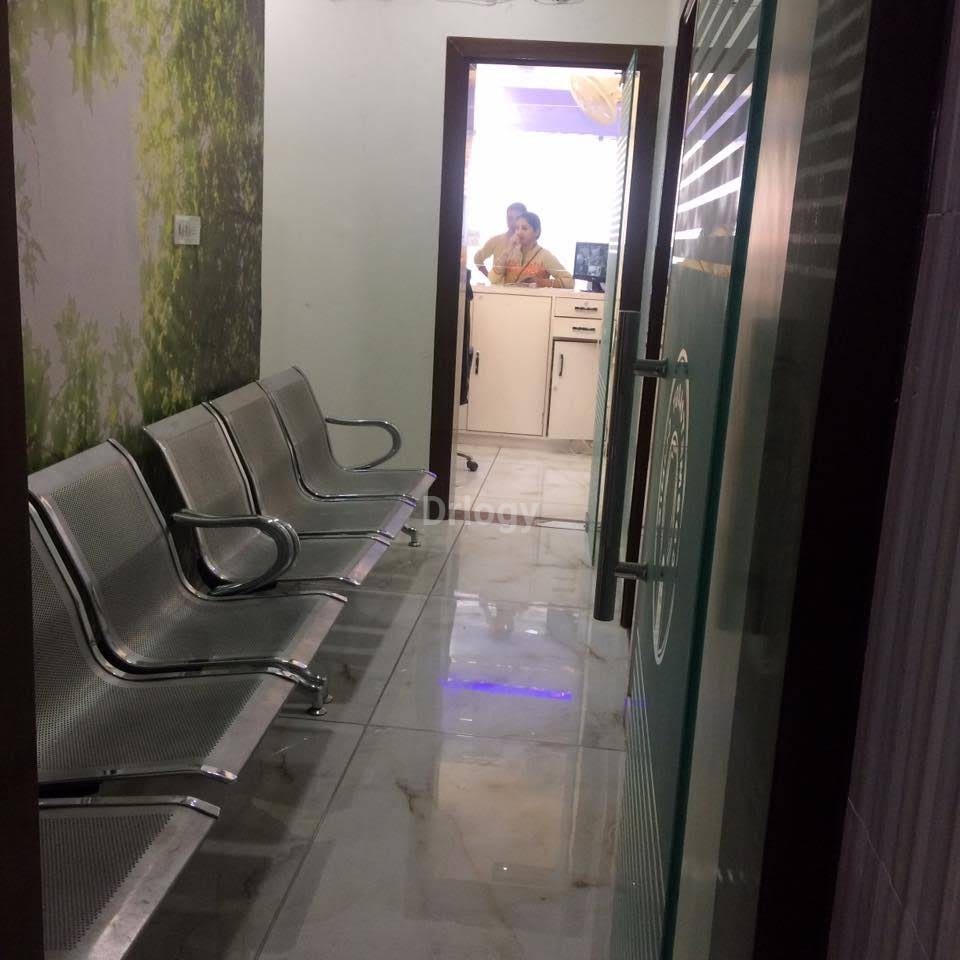 Parwati Hospital And Dental Clinic Images/Photos, Tajganj, Agra
