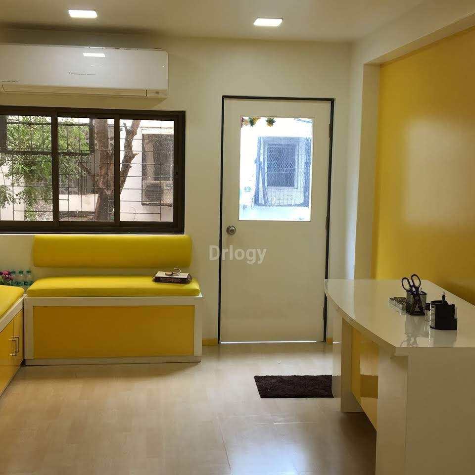 Shining Smiles Dental Clinic Images/Photos, Andheri West, Mumbai