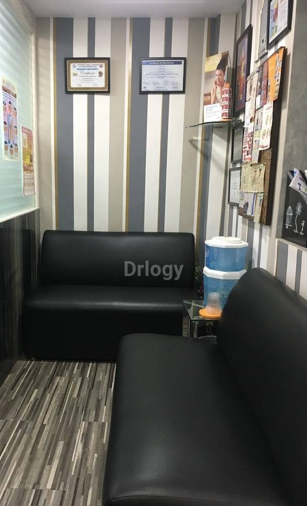 Smile Kraft Dental Clinic And Implant Centre Images/Photos, Vileparle East, Mumbai