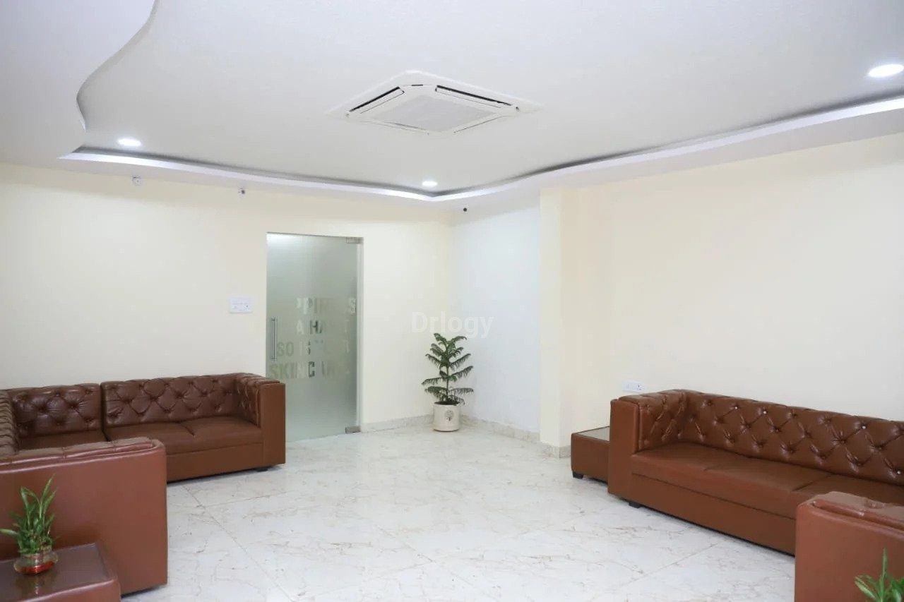 The Velvet Skin Centre-Dermatologist In Lucknow, Hair & Skin Clinic Images/Photos, Thakurganj, Lucknow
