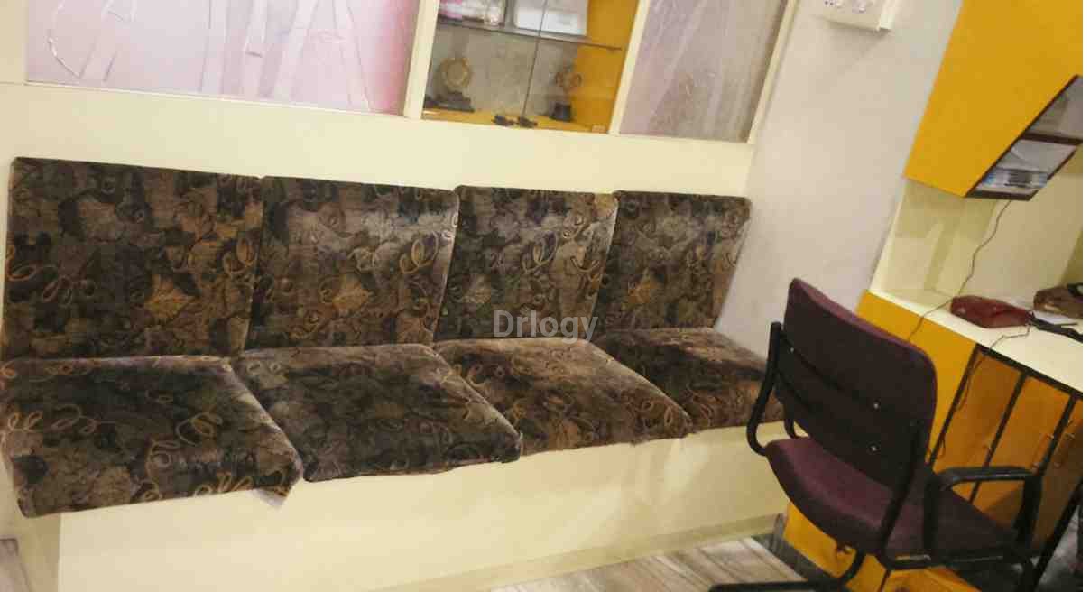 Warambhe Multispeciality Dental Clinic Images/Photos, Dhantoli, Nagpur