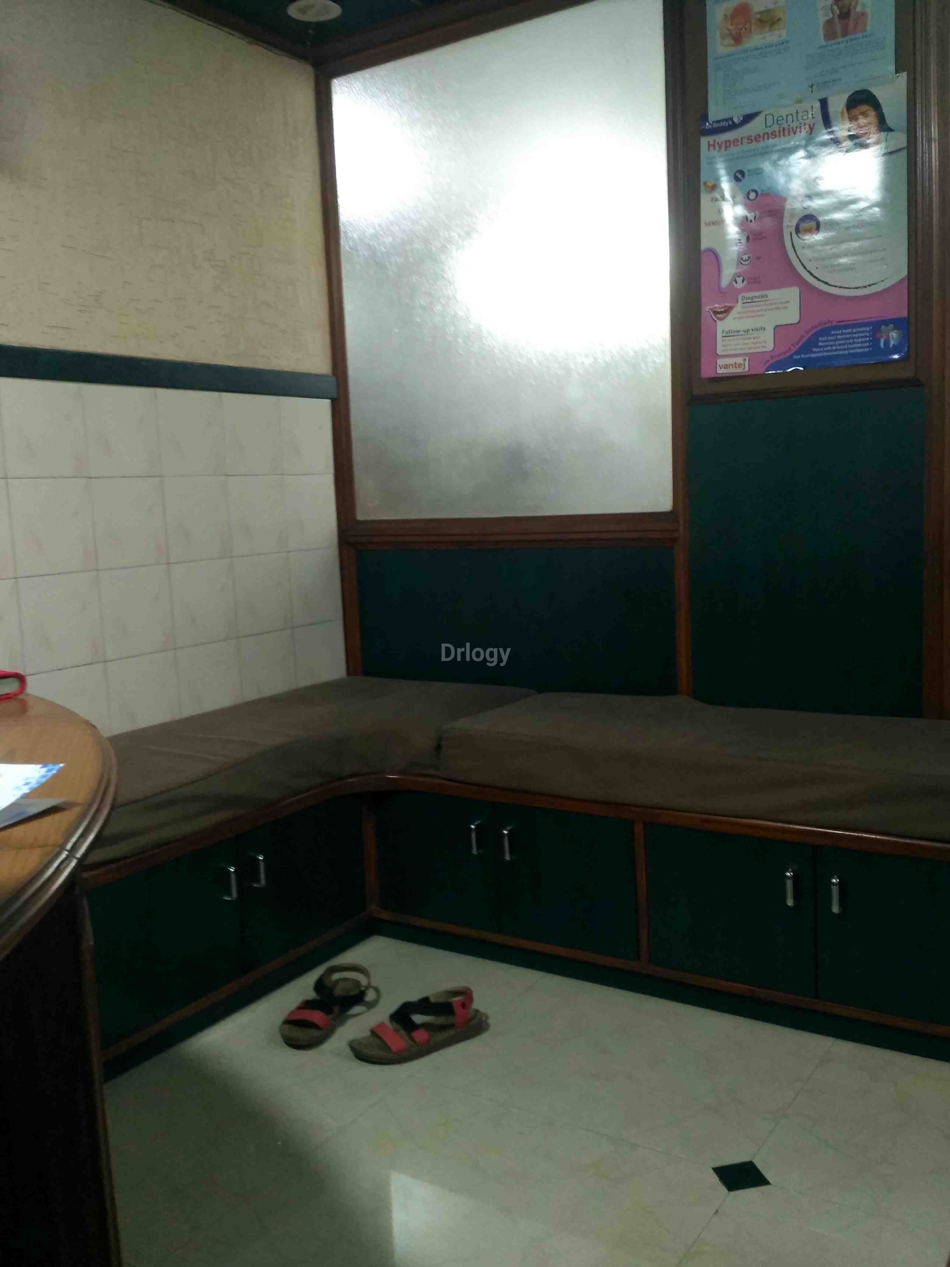 Harsh Dental Clinic & TMJ Rehabilitation Centre Images/Photos, Majura Gate, Surat
