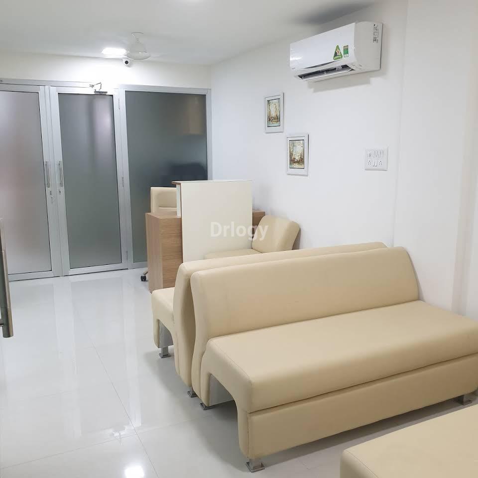 Dr. Kaksha B Shah Skin, Hair & Cosmetology Clinic Images/Photos, Navapura, Ahmedabad