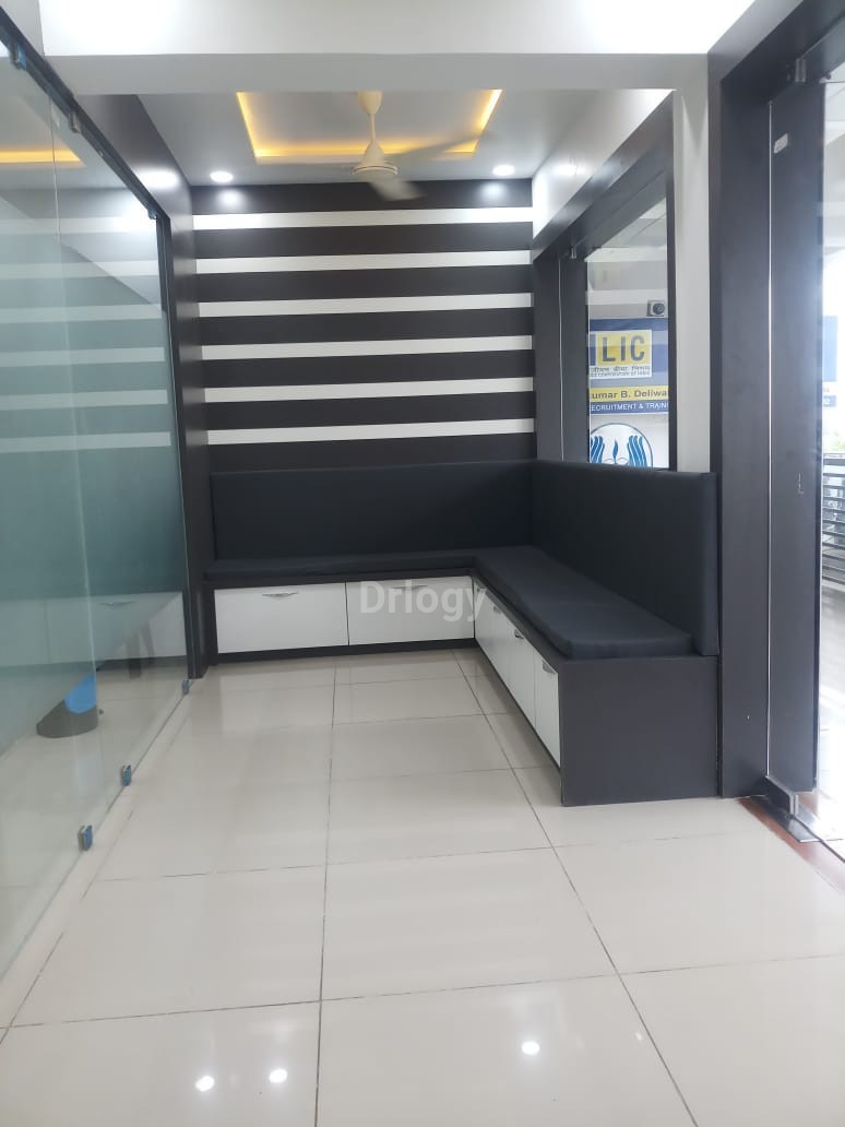 WISDOM COMPLETE DENTAL CARE Images/Photos, Sadhuvasvani road, Rajkot