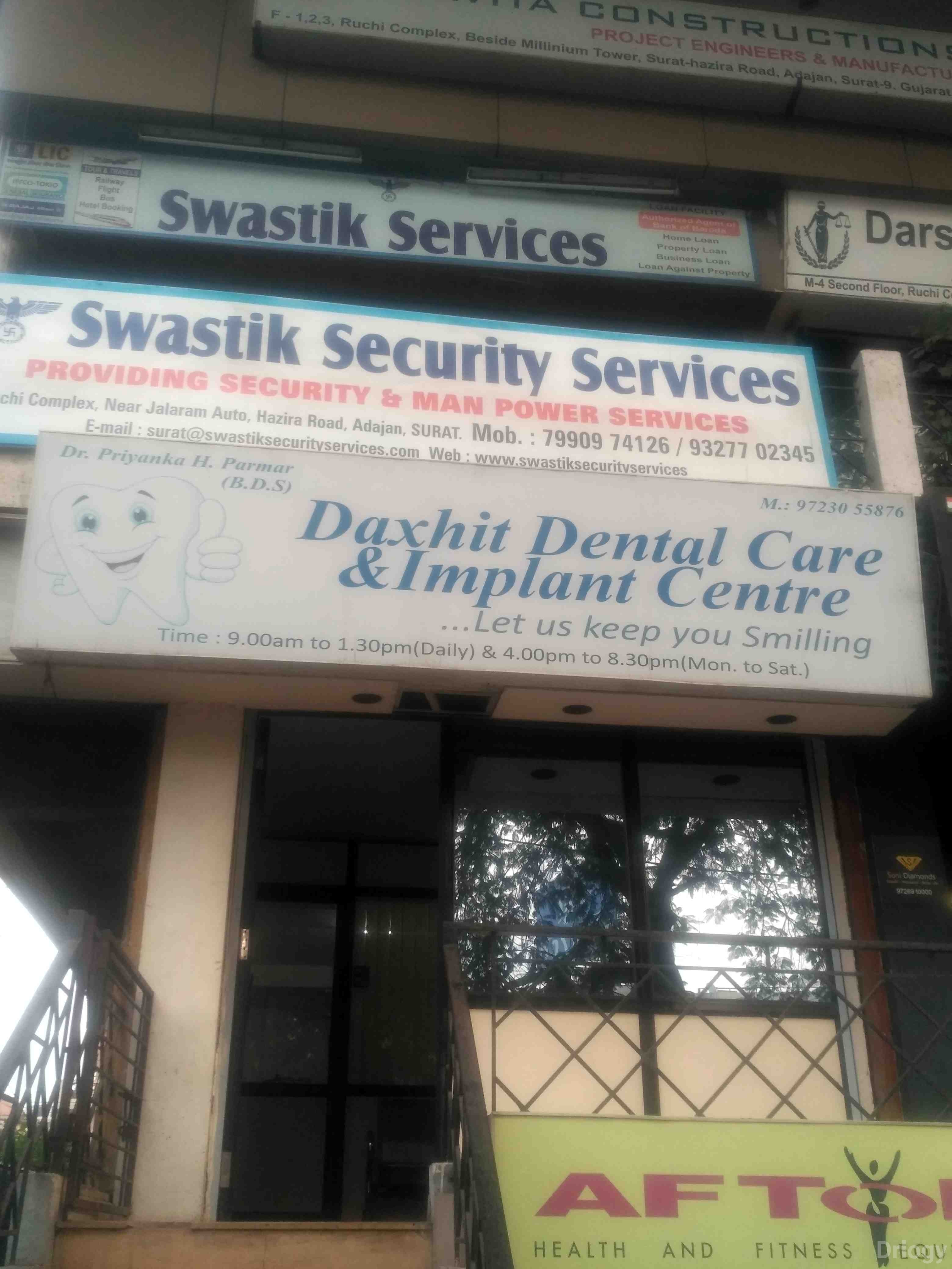 Daxhit Dental Care & Implant Centre in Surat Daxhit Dental Care & Implant Centre in Surat