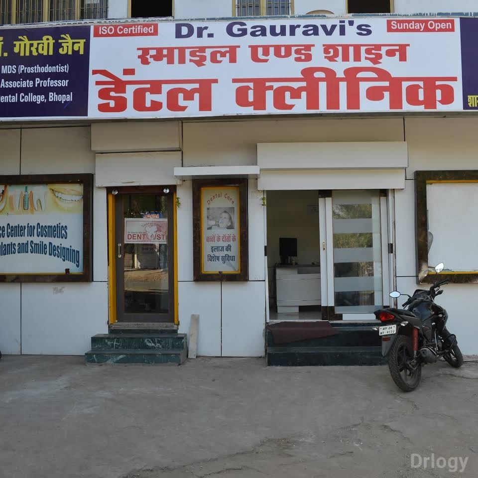 Smile and Shine Dental Clinic in Bhopal